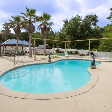 Fun Daze Villa Foley Bagian luar foto